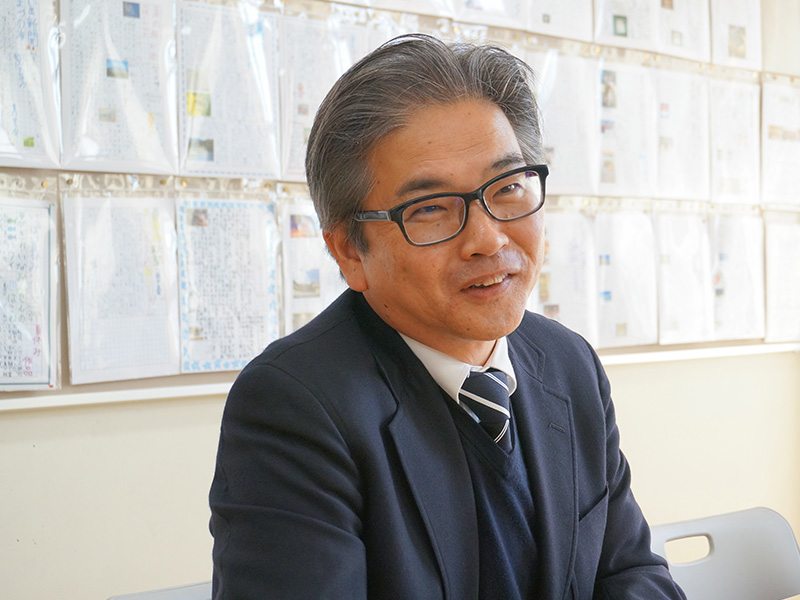 聖学院小学校 池内清教諭