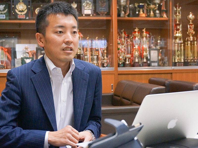 犬塚 孝一 教諭
