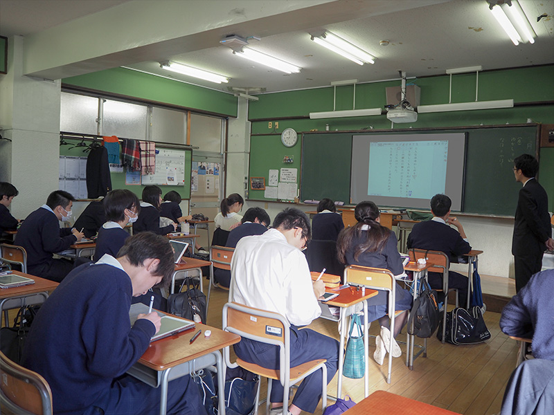 古文の授業でもMetaMoJi ClassRoomをノートとして活用。