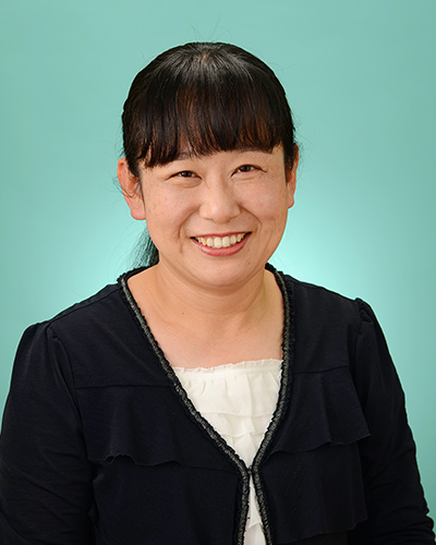 筒井 美和 教諭（高校・社会）
