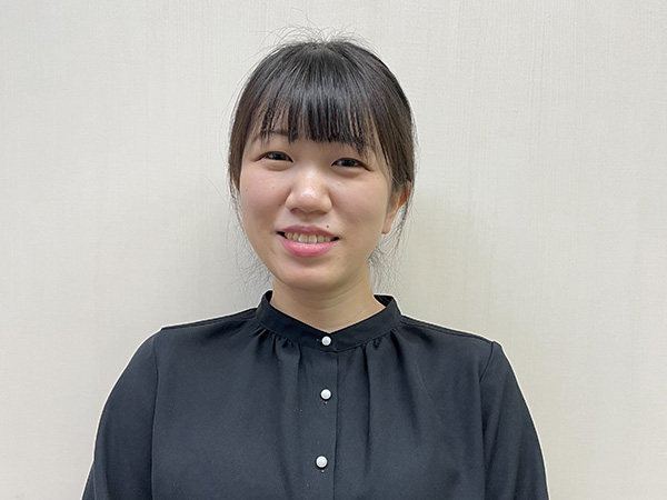 小林実花氏