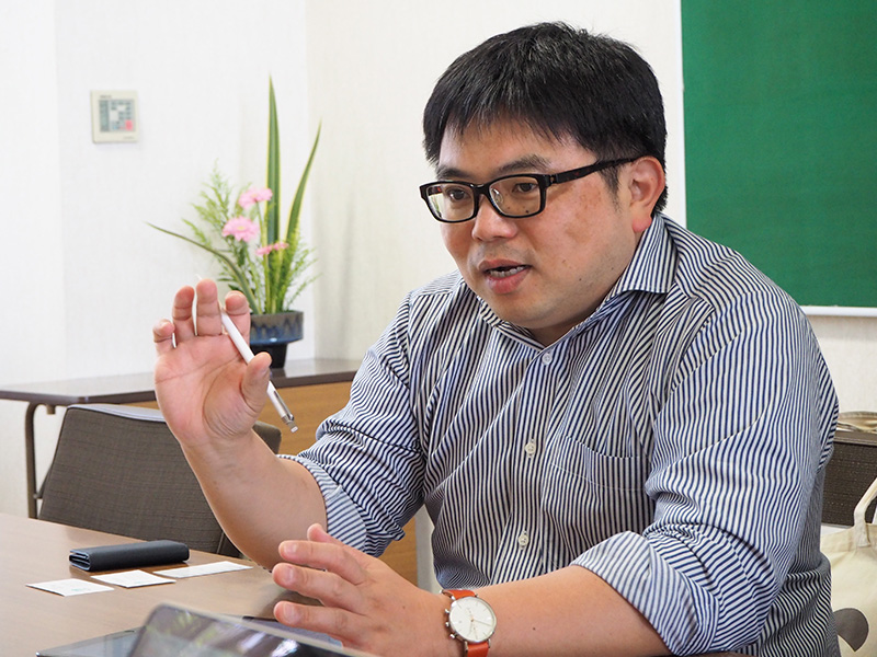 教務主任 国語科主任　石原直哉教諭