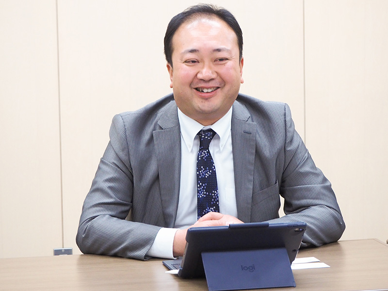 星稜高等学校 教務課長　今坂 博光　教諭
